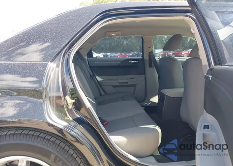 2006 Chrysler 300 from USA, damaged, VIN 2C3LA43R96H247098